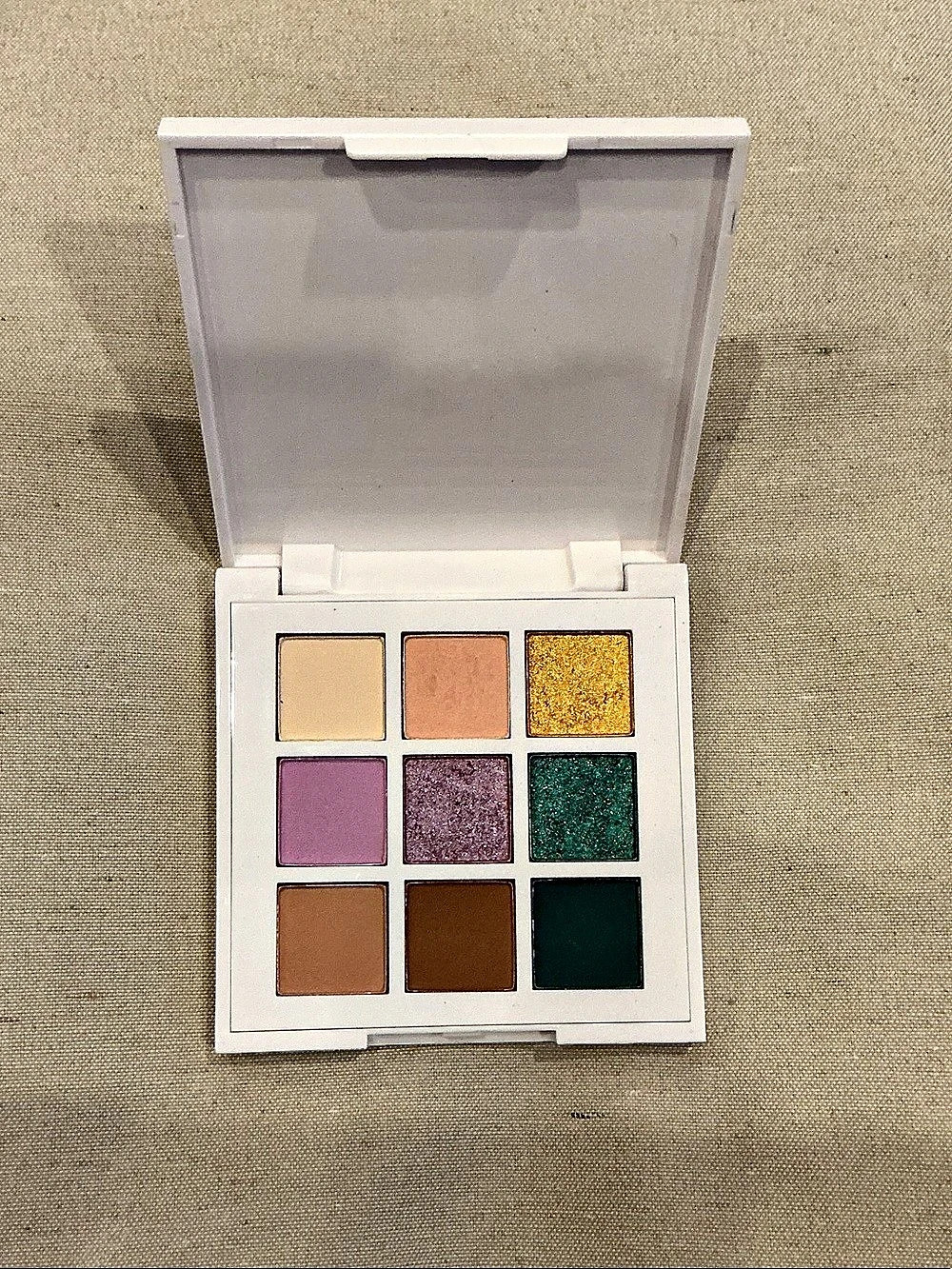 JX 9-Pan Eyeshadow Palette in Gold & Brown NWT